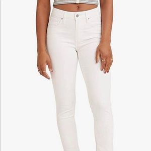 NWT levi’s 721 high-rise skinny jeans in size 29